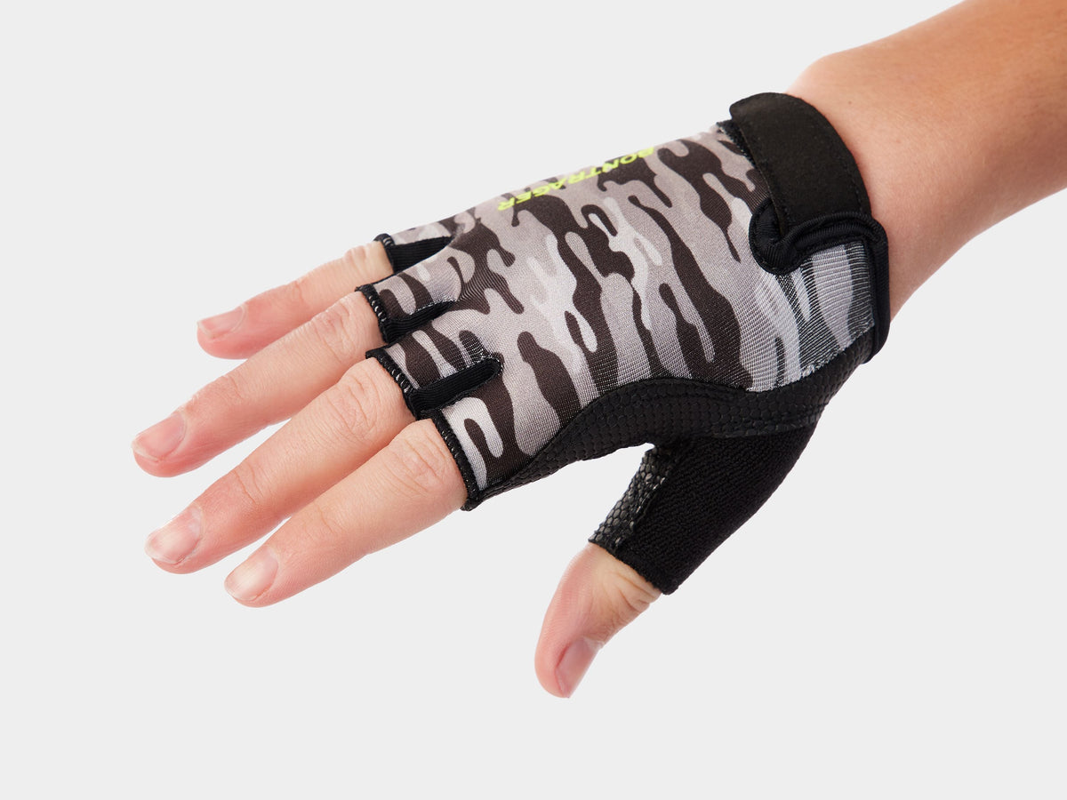 Bontrager Kids Small/Medium (4-6) Black Camo Glove
