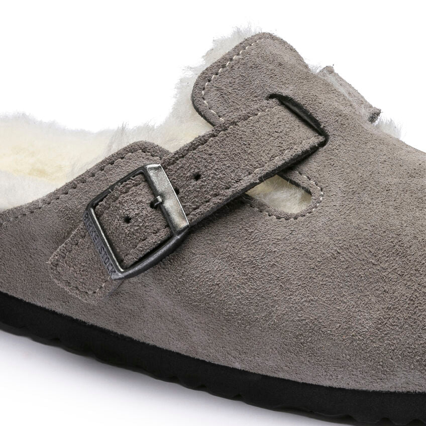 Unisex Boston Shearling Suede Leather Stone Coin Medium/Narrow