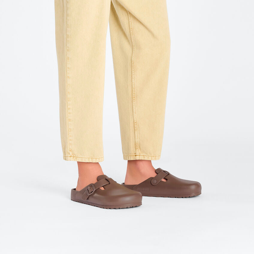Unisex Boston Essentials EVA Roast Medium/Narrow