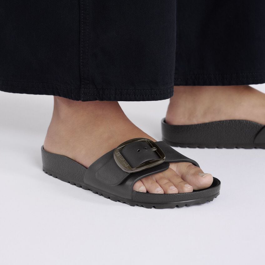 Madrid Big Buckle EVA Black Medium/Narrow