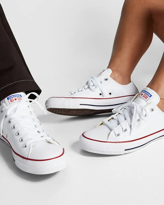 Converse Chuck Taylor All Star Leather Low Top