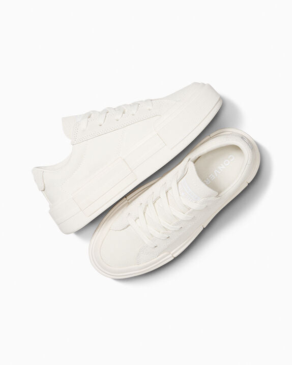 Converse Cruise Low Top
