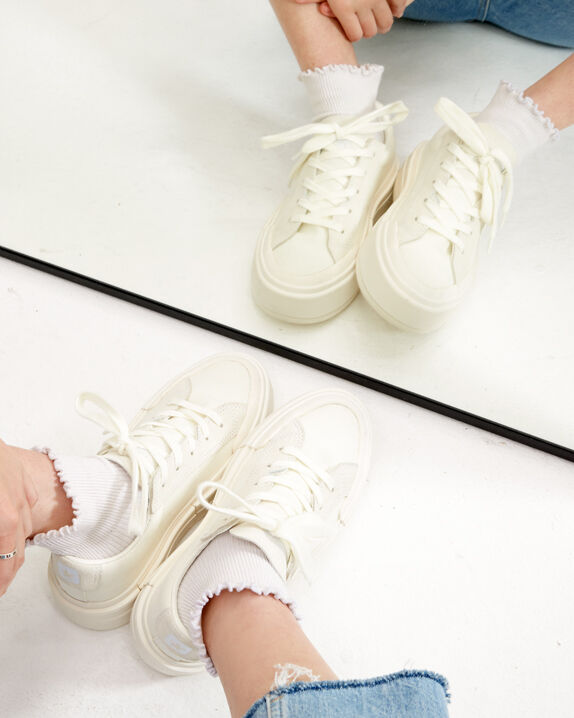 Converse Cruise Low Top