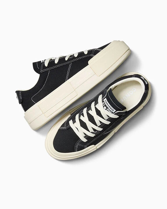 Converse Cruise Low Top