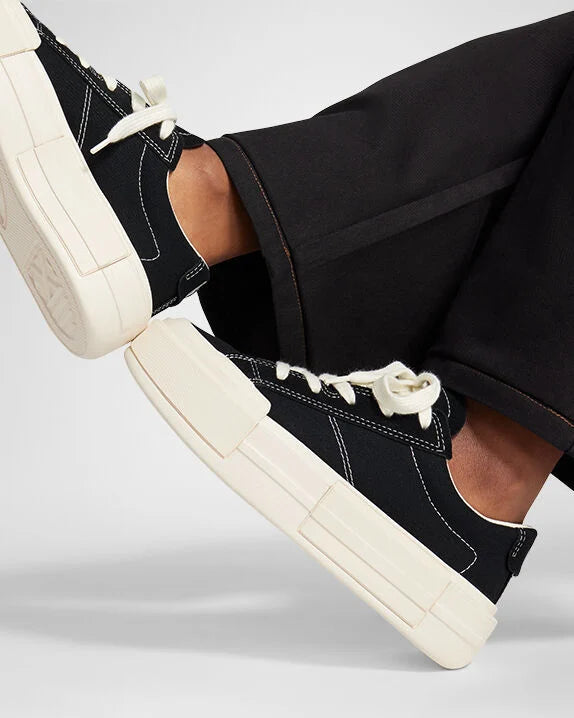 Converse Cruise Low Top