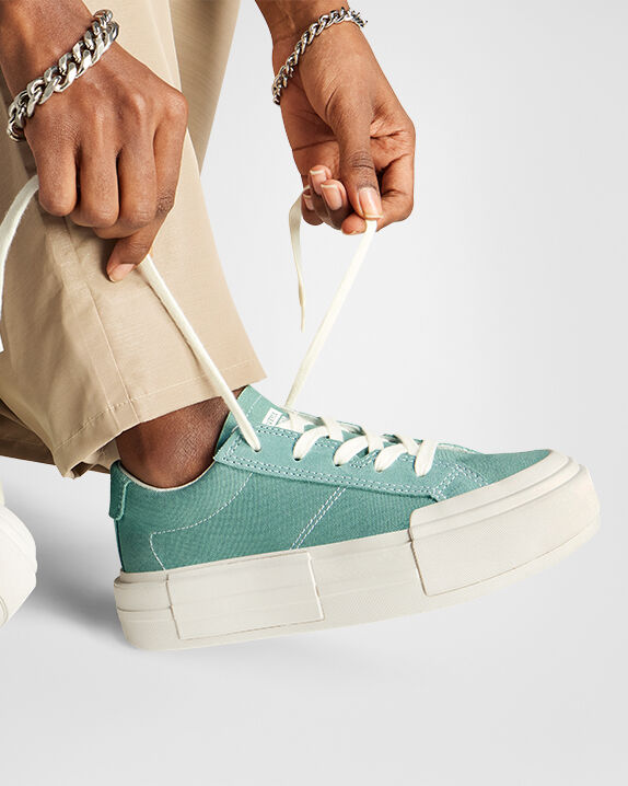 Converse Cruise Low Top