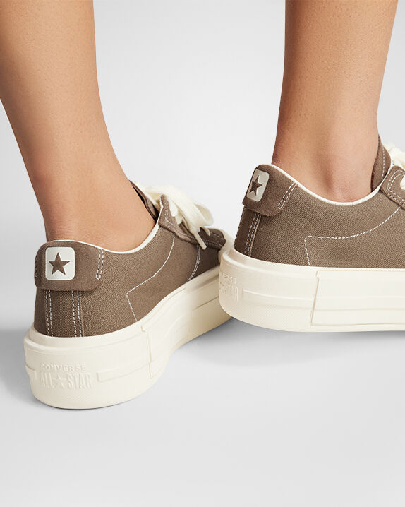 Converse Cruise Low Top