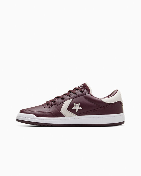 CONS Fastbreak Pro Leather and Nubuck Low Top