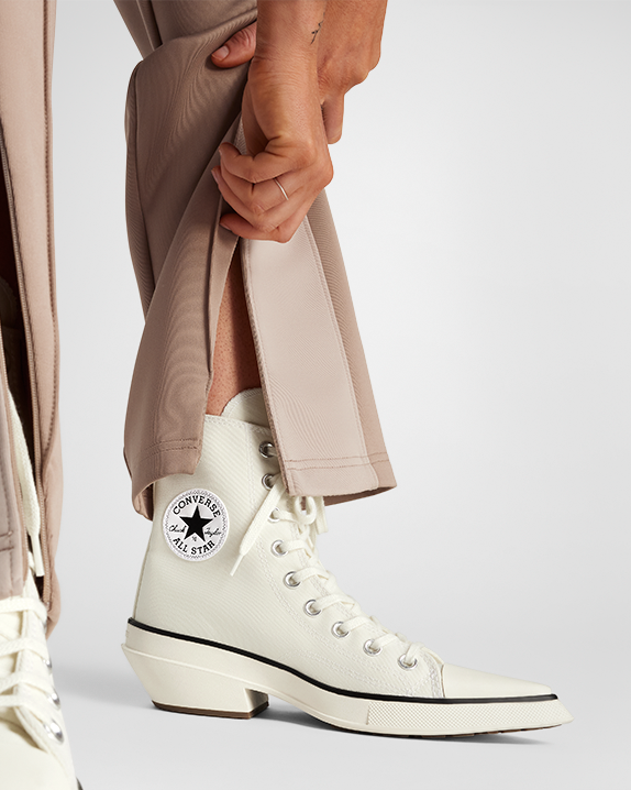 Chuck 70 De Luxe Pointed