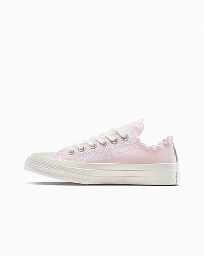 Chuck 70 Embroidered Low Top