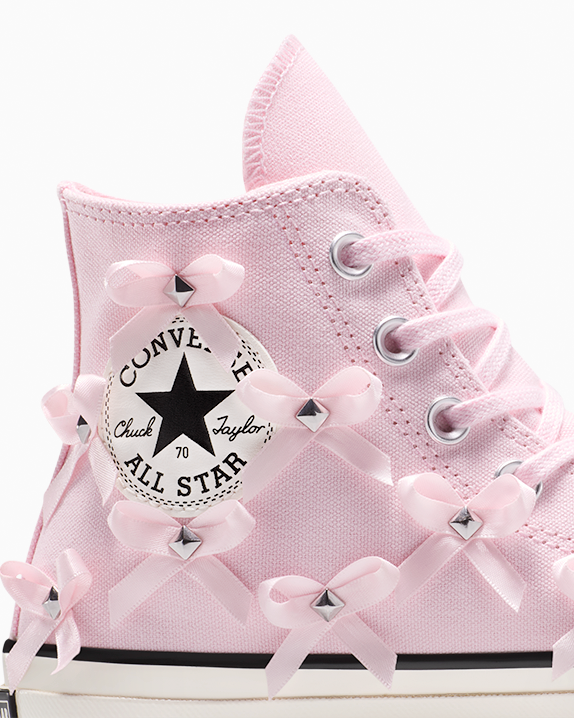 Chuck 70 Bows & Studs