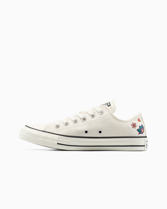 Chuck Taylor All Star Flowers