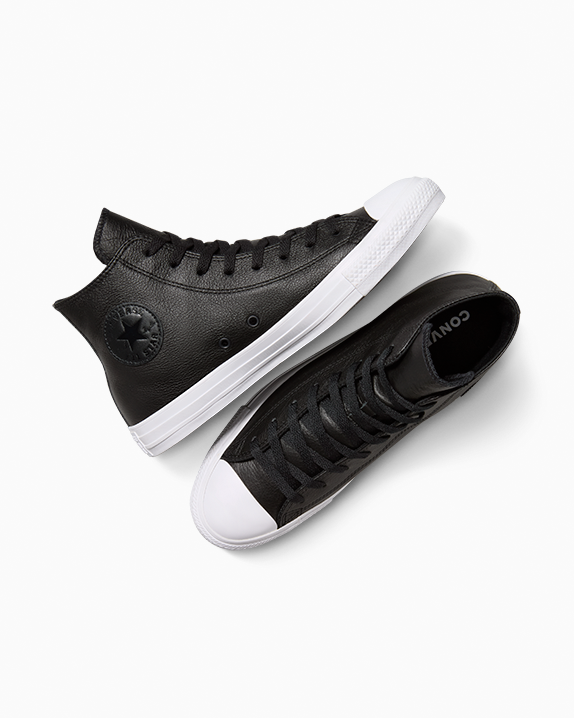 Chuck Taylor All Star Leather