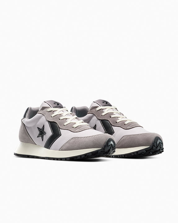 Converse Omega Trainer