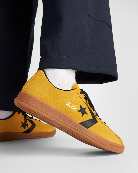 All Star Classic Trainer Suede