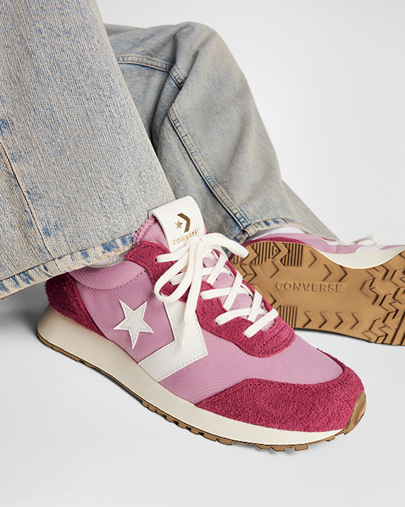 Converse Omega Trainer