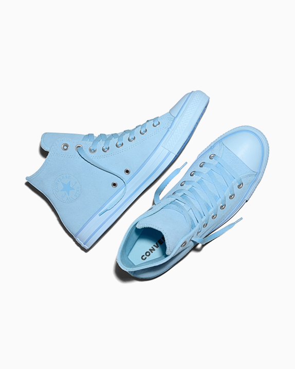 Chuck Taylor All Star Suede
