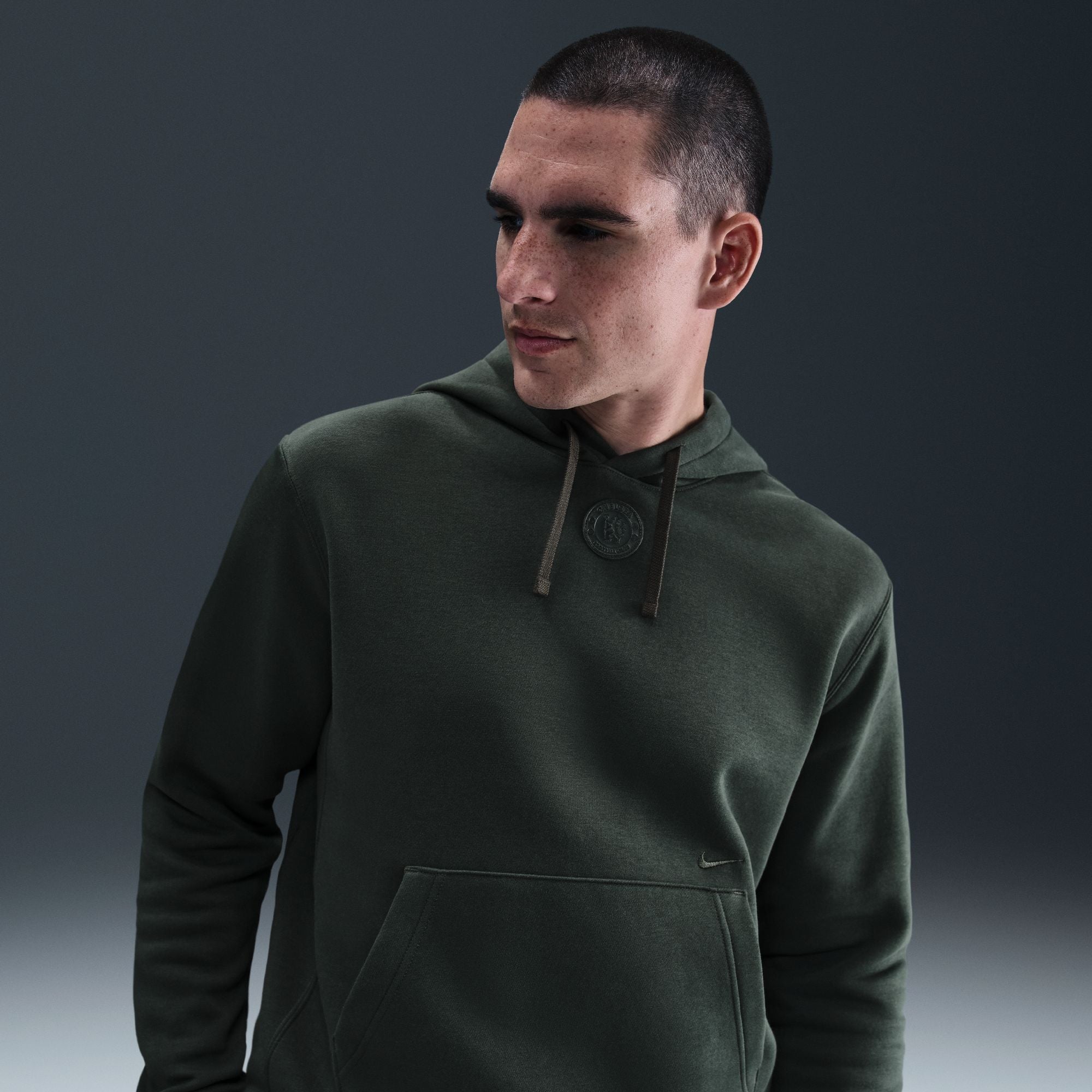 Nike Chelsea FC Club Men's Soccer Pullover Hoodie