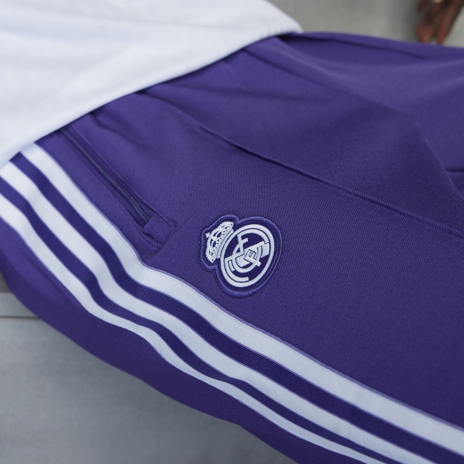 Real Madrid Icon Track Pant - Mens