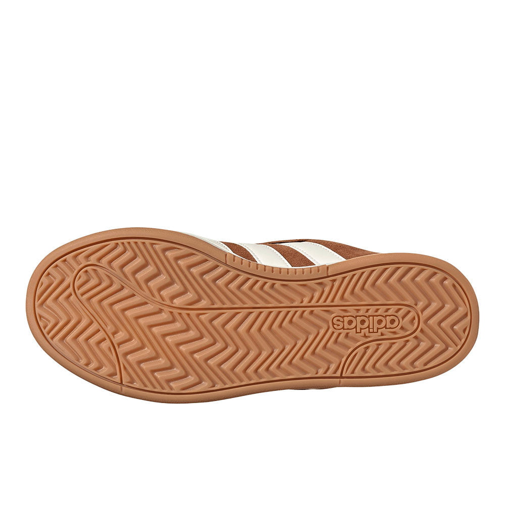 Grand Court Alpha 00s Lace Up Sneakers