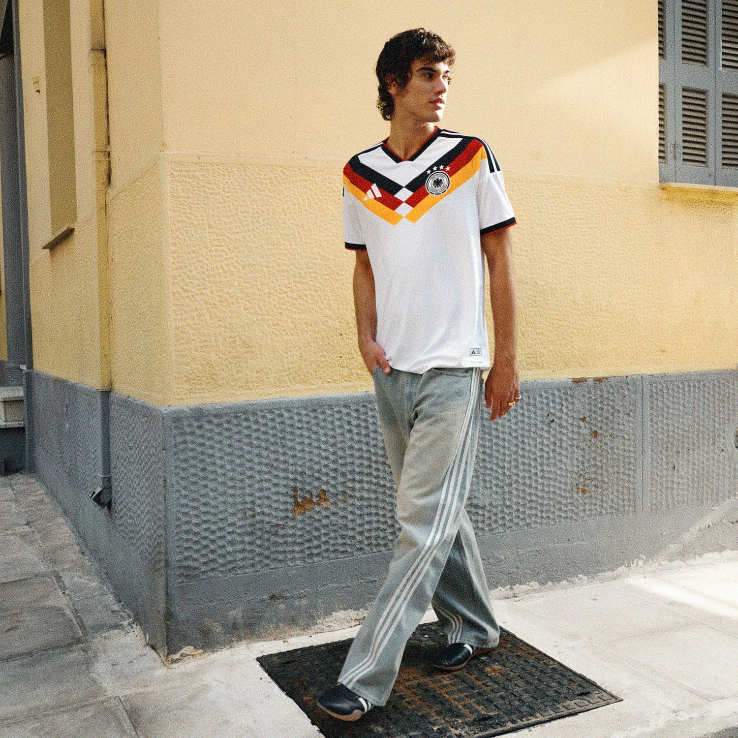 26/27 Germany Replica Home Jersey - Mens
