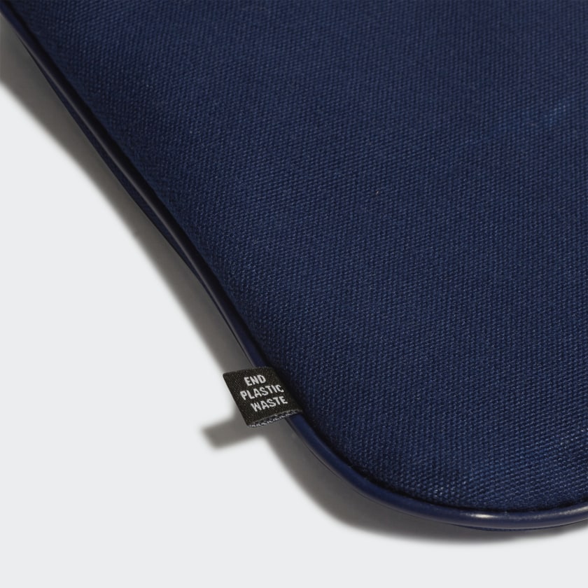 Pouch