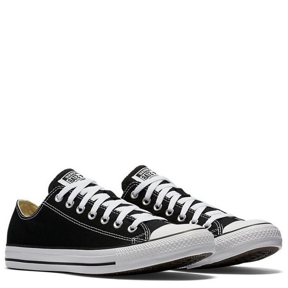 Converse Chuck Taylor All Star Low Top in Black