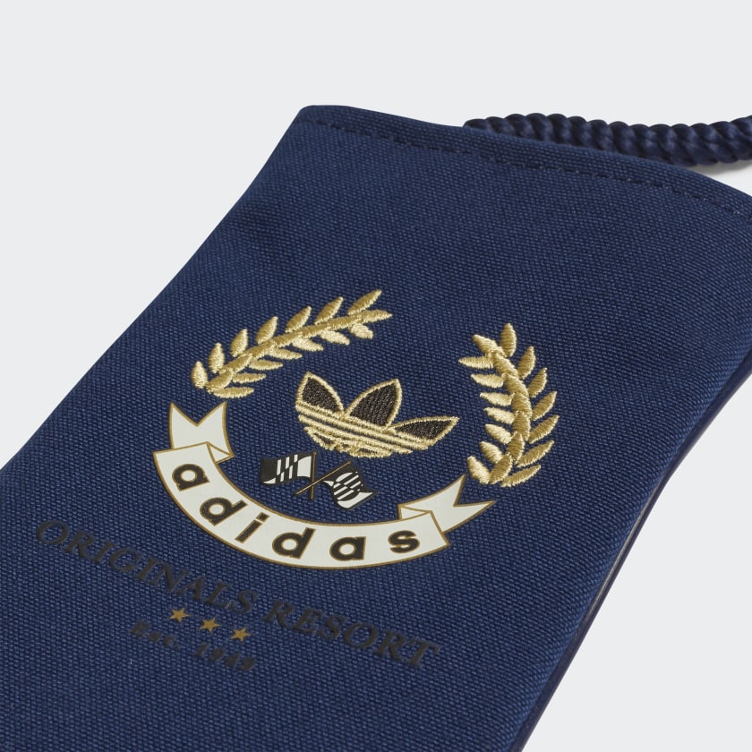 Pouch