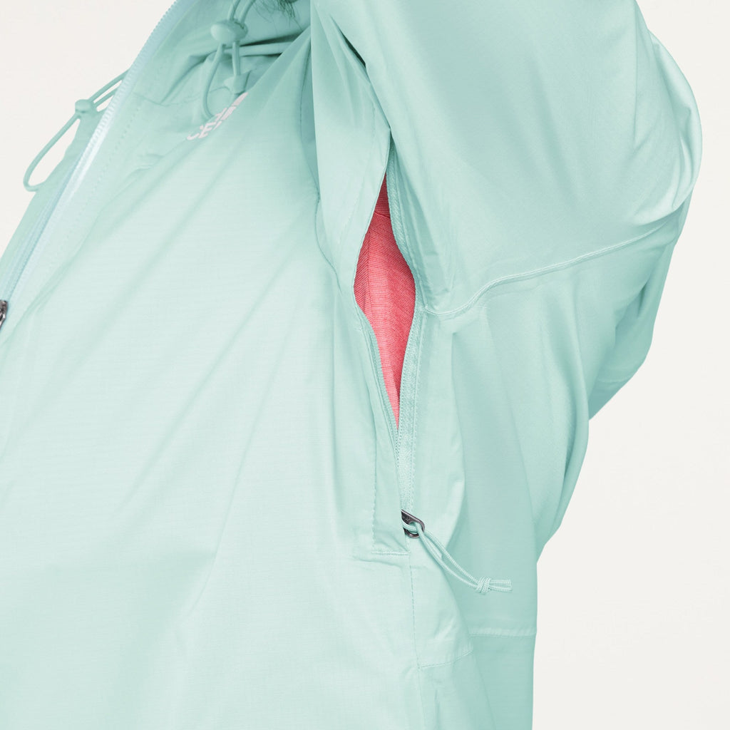 The North Face - Alta Vista Rain Jacket - Women's - Opal Frost